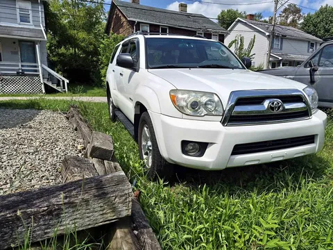 2008 Toyota 4Runner SR5 Sport Utility 4D