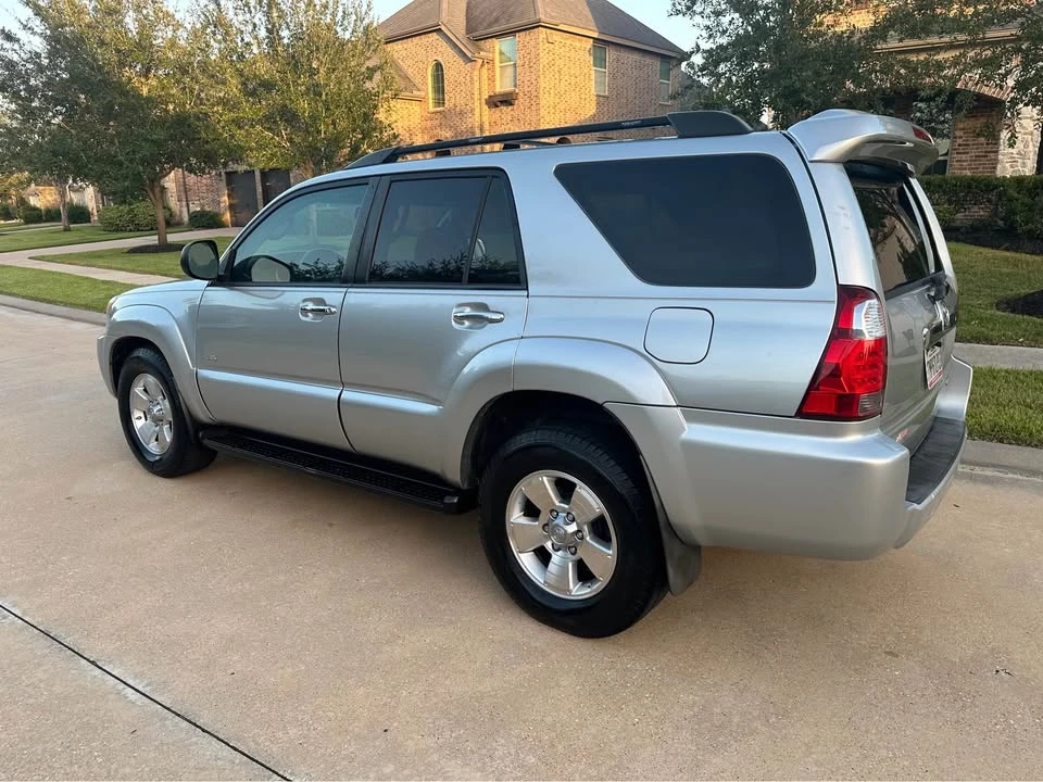 2008 Toyota 4Runner 4th Gen - Image 3 of 15