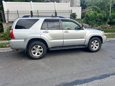 2008 Toyota 4Runner SR5 Sport Utility 4D