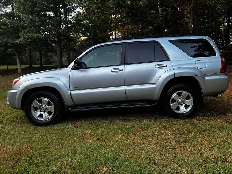 2008 Toyota 4Runner 4th Gen - Image 3 of 17