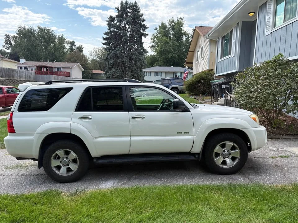 2008 Toyota 4Runner 4th Gen - Image 2 of 7