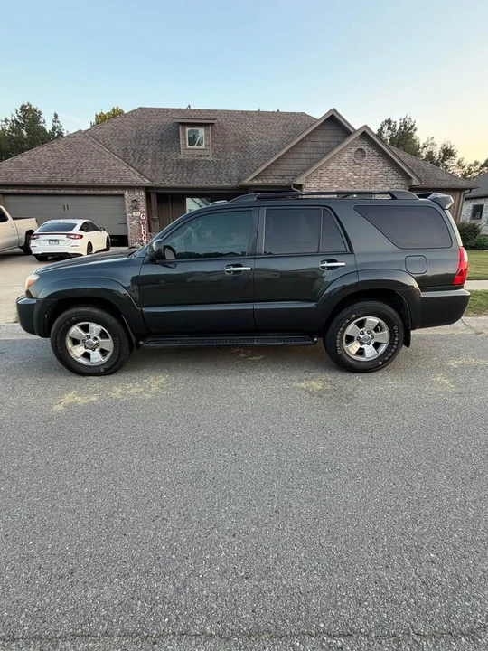 2008 Toyota 4Runner 4th Gen - Image 2 of 16