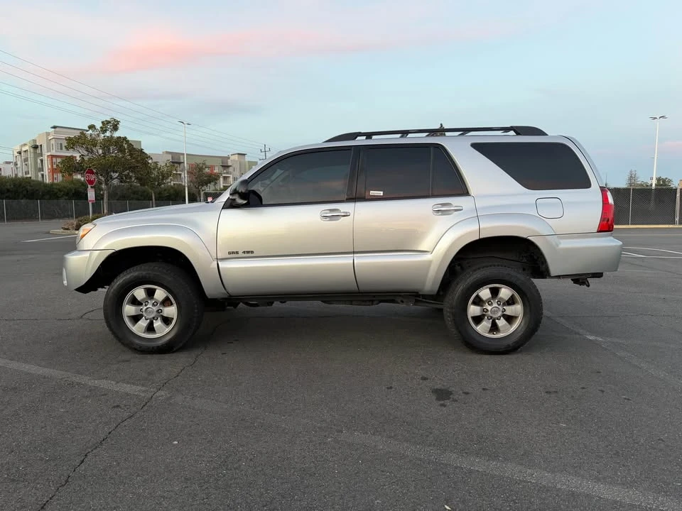 2008 Toyota 4Runner 4th Gen - Image 2 of 17