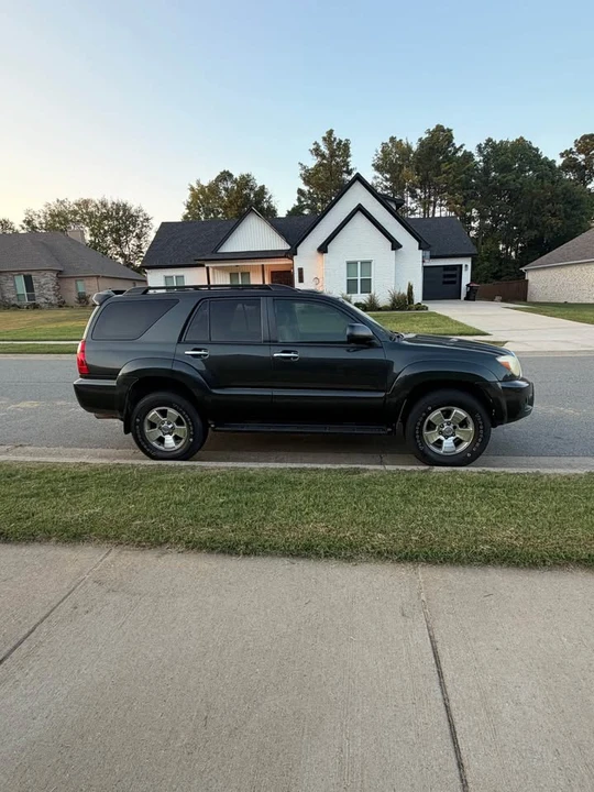 2008 Toyota 4Runner 4th Gen - Image 2 of 17