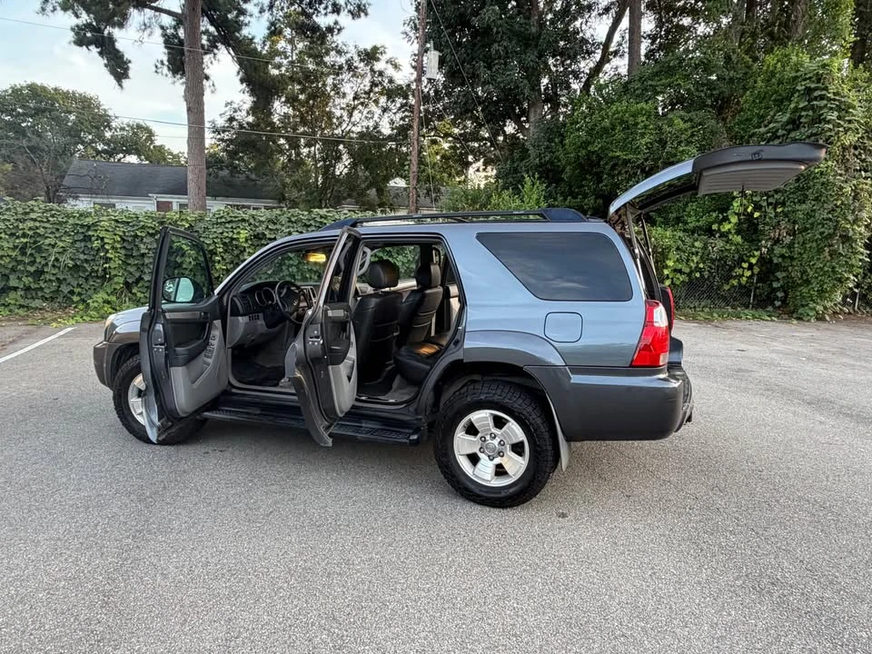 2008 Toyota 4Runner 4th Gen - Image 7 of 12