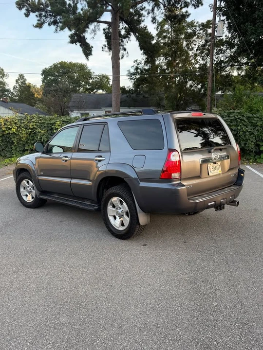 2008 Toyota 4Runner 4th Gen - Image 3 of 12