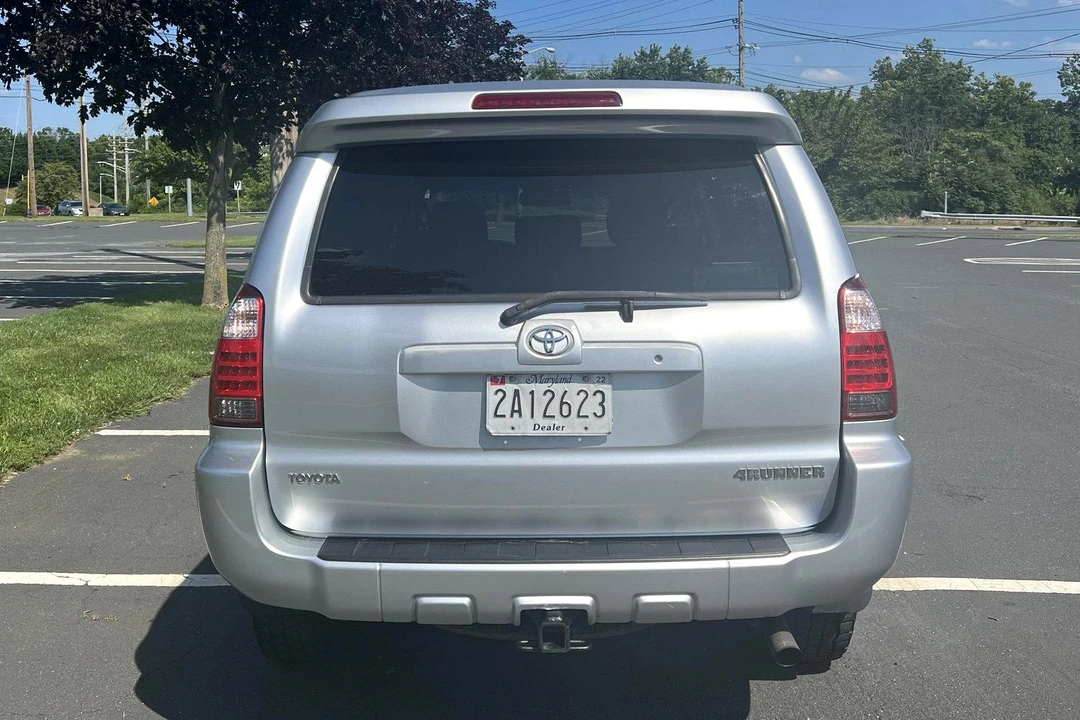 2008 Toyota 4Runner 4th Gen - Image 5 of 31