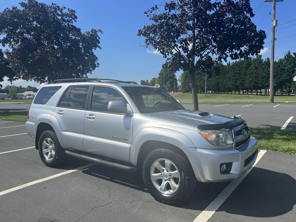 2008 Toyota 4Runner 4th Gen - Image 15 of 31