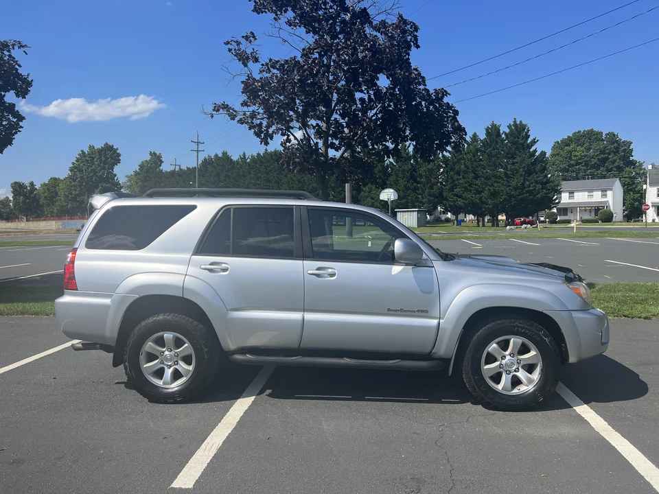 2008 Toyota 4Runner 4th Gen - Image 14 of 31