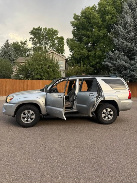 2008 Toyota 4Runner 4th Gen - Image 2 of 9