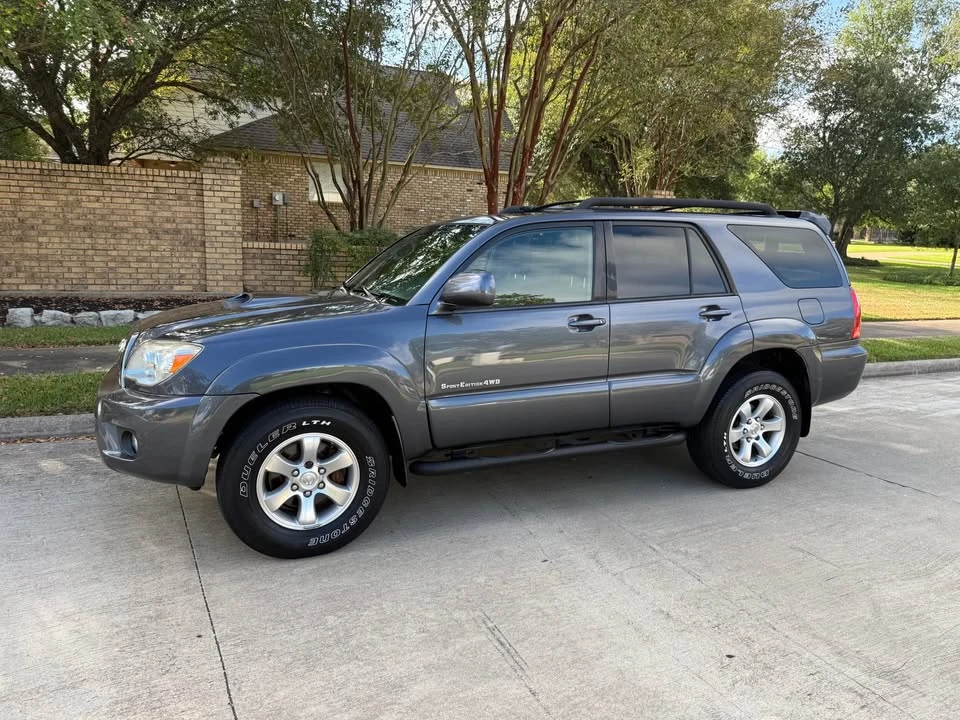 2008 Toyota 4Runner 4th Gen - Image 2 of 20