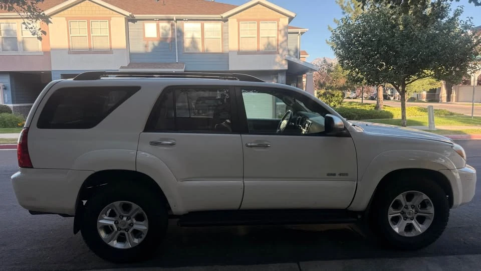 2008 Toyota 4Runner 4th Gen - Image 7 of 9