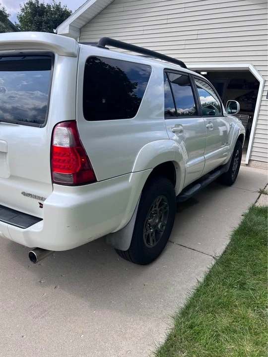 2008 Toyota 4Runner 4th Gen - Image 4 of 16