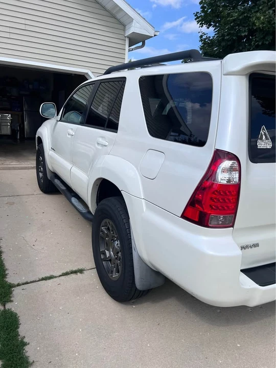 2008 Toyota 4Runner 4th Gen - Image 5 of 16