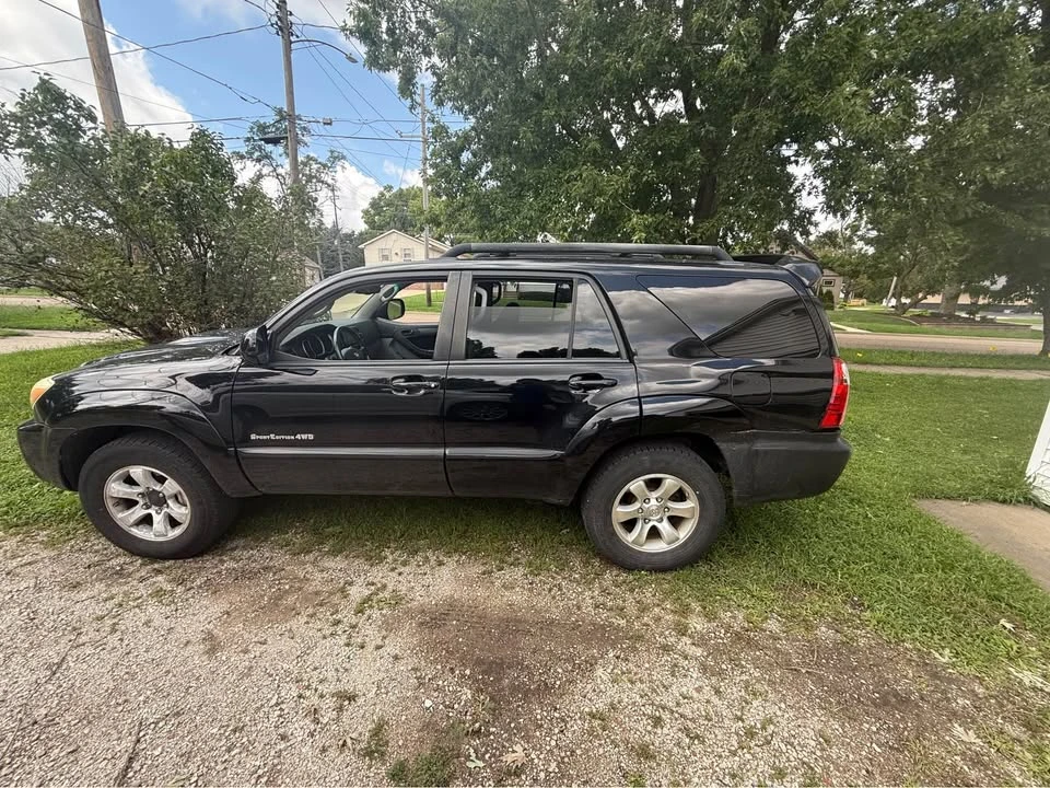 2008 Toyota 4Runner 4th Gen - Image 4 of 13