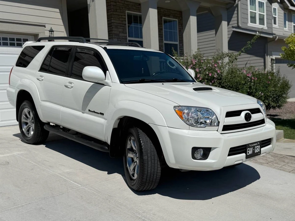 2008 Toyota 4Runner 4th Gen - Image 2 of 14