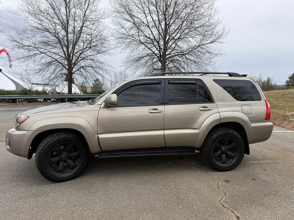 2008 Toyota 4Runner 4th Gen - Image 2 of 10