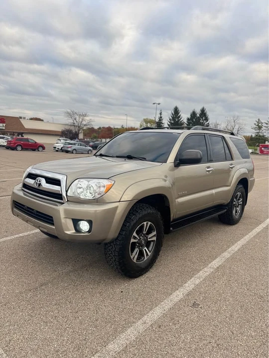 2008 Toyota 4Runner 4th Gen - Image 2 of 20