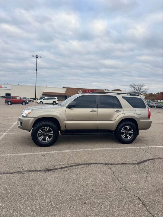 2008 Toyota 4Runner 4th Gen - Image 3 of 20