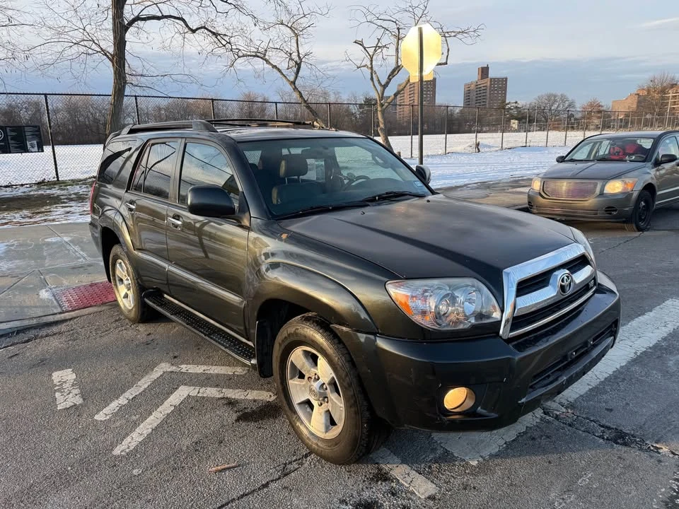 2008 Toyota 4Runner 4th Gen - Image 2 of 10