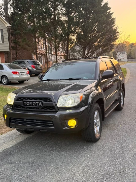 2008 Toyota 4Runner 4th Gen - Image 2 of 12