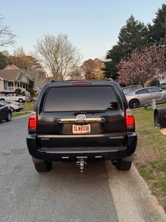 2008 Toyota 4Runner 4th Gen - Image 9 of 12