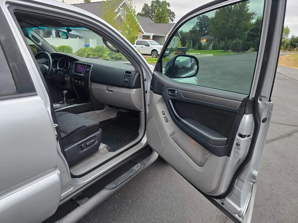 2008 Toyota 4Runner 4th Gen - Image 12 of 18