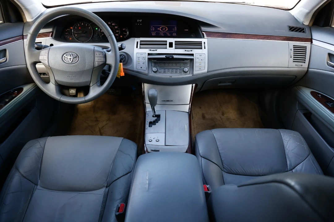 2008 Toyota Avalon 3rd Gen - Image 2 of 12