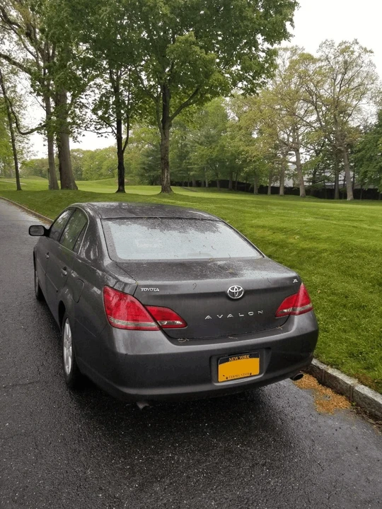 2008 Toyota Avalon 3rd Gen - Image 2 of 9