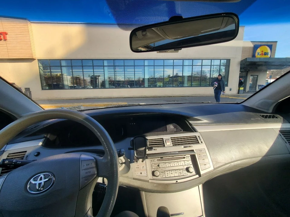 2008 Toyota Avalon 3rd Gen - Image 9 of 9