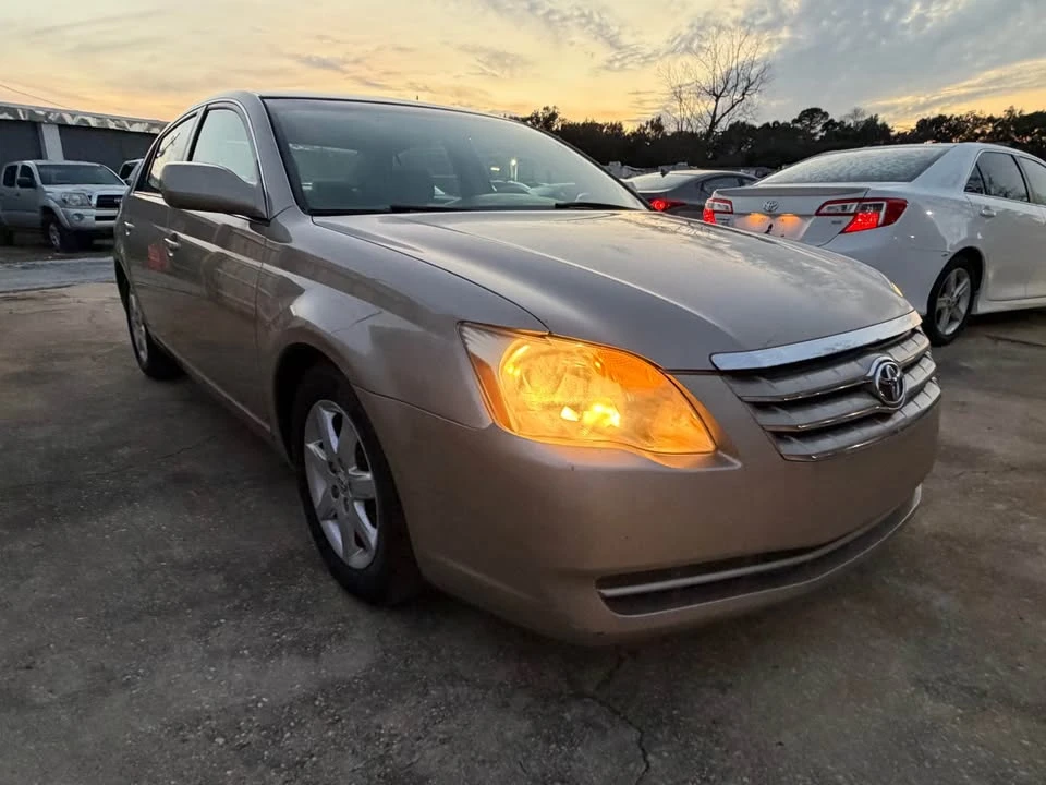 2008 Toyota Avalon 3rd Gen - Image 3 of 8