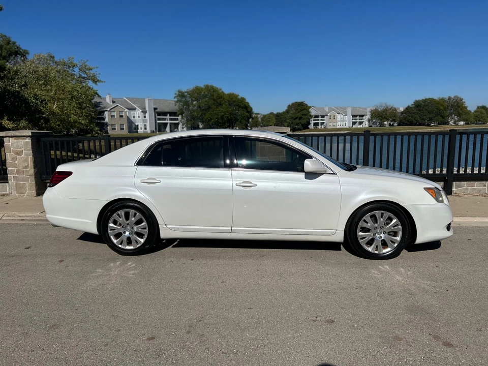2008 Toyota Avalon 3rd Gen - Image 2 of 21