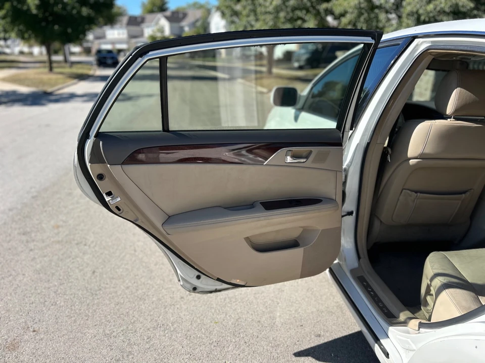 2008 Toyota Avalon 3rd Gen - Image 13 of 21