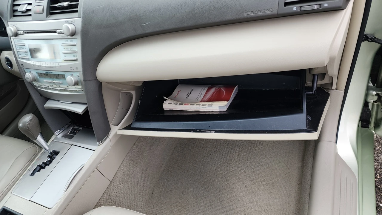 2008 Toyota Camry 6th Gen - Image 10 of 20