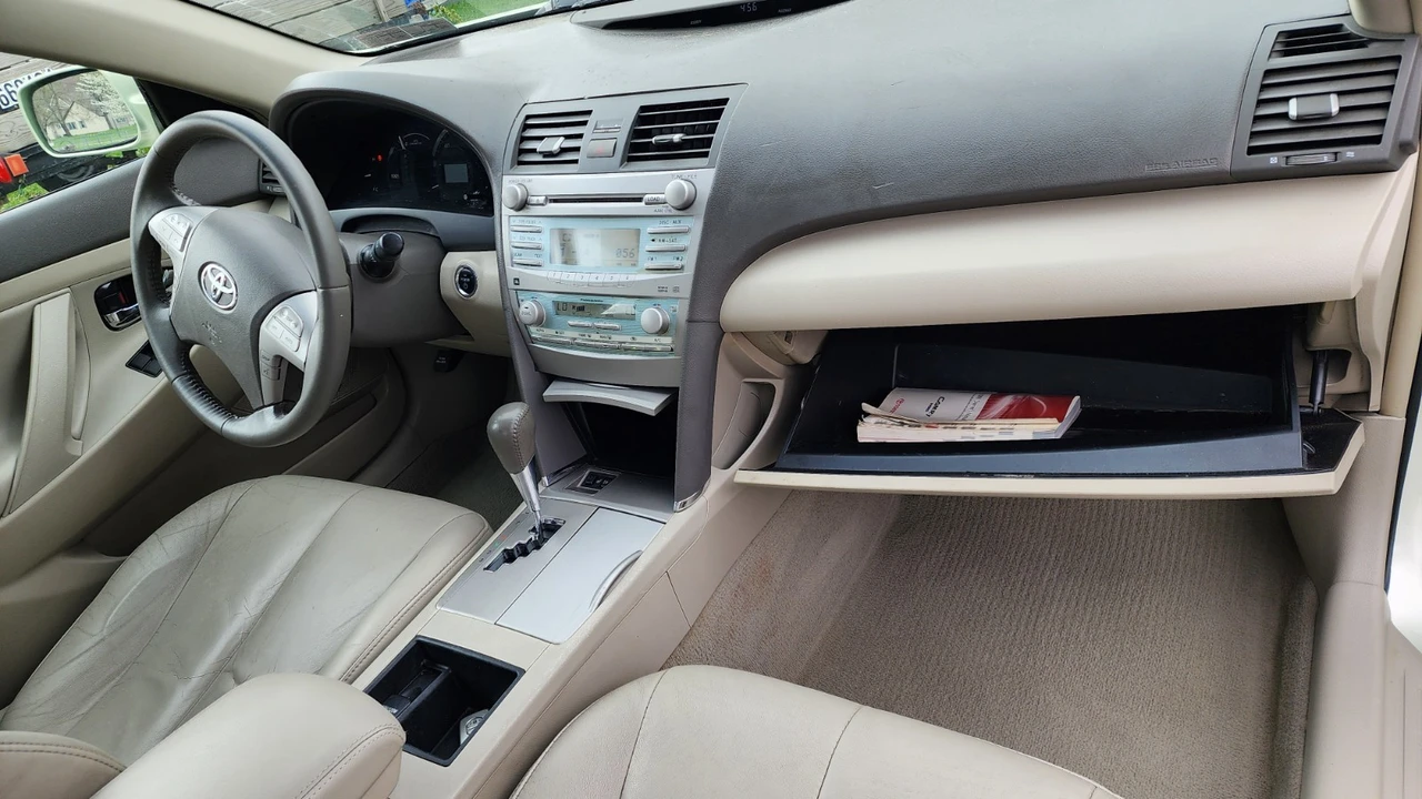 2008 Toyota Camry 6th Gen - Image 9 of 20