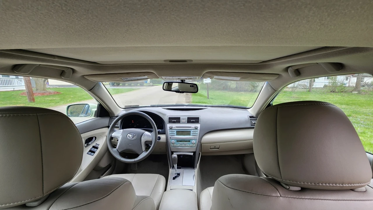 2008 Toyota Camry 6th Gen - Image 14 of 20