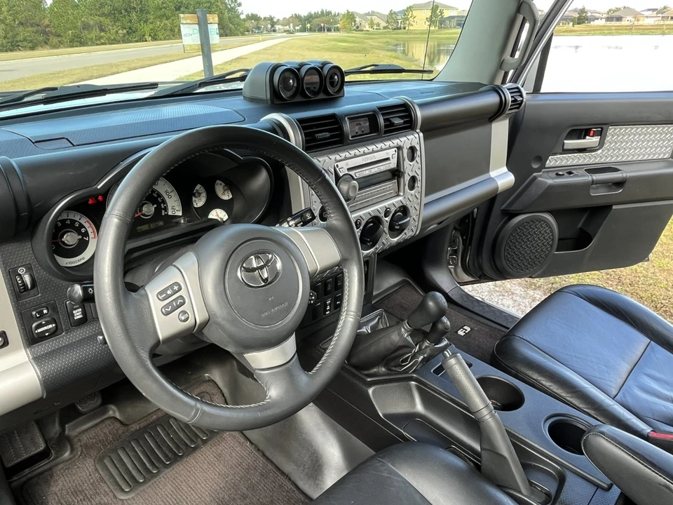 2008 Toyota FJ Cruiser - Image 18 of 21