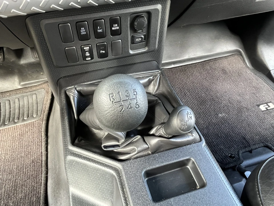 2008 Toyota FJ Cruiser - Image 19 of 21