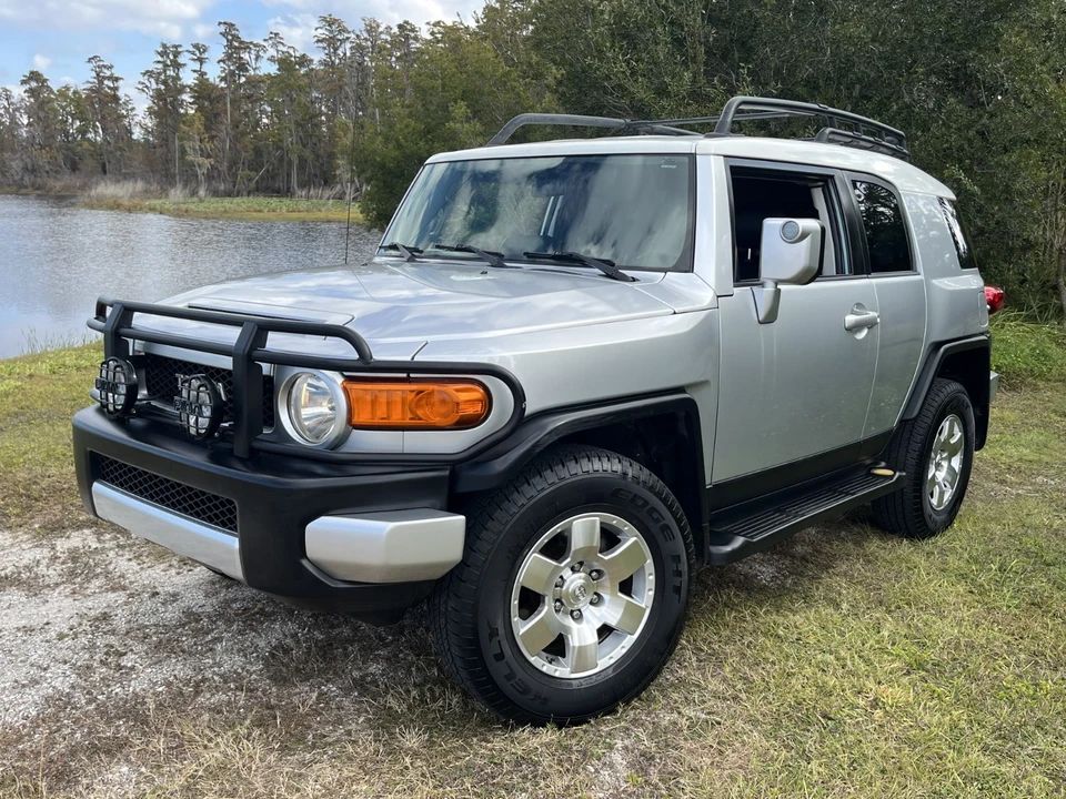 2008 Toyota FJ Cruiser - Image 12 of 21
