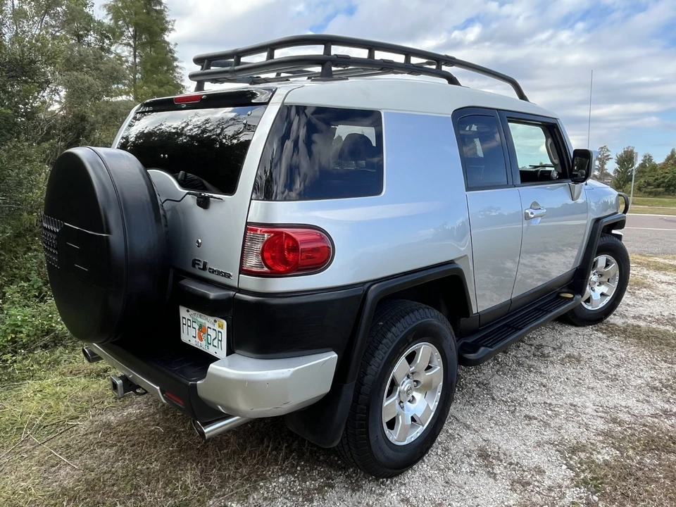 2008 Toyota FJ Cruiser - Image 6 of 21