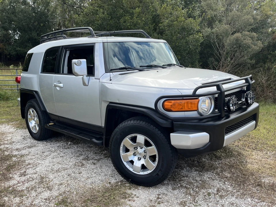 2008 Toyota FJ Cruiser - Image 4 of 21