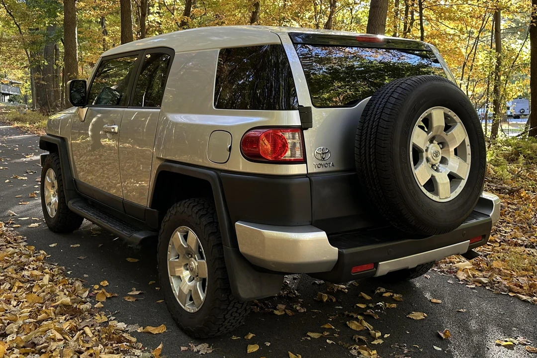 2008 Toyota FJ Cruiser - Image 4 of 31