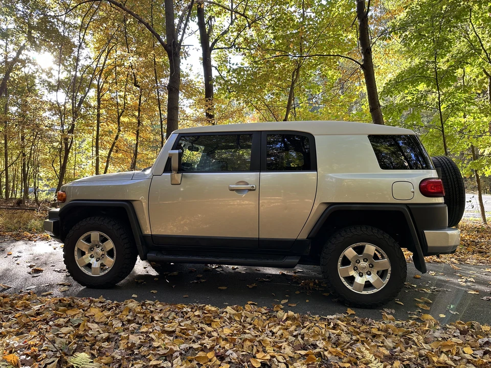 2008 Toyota FJ Cruiser - Image 14 of 31