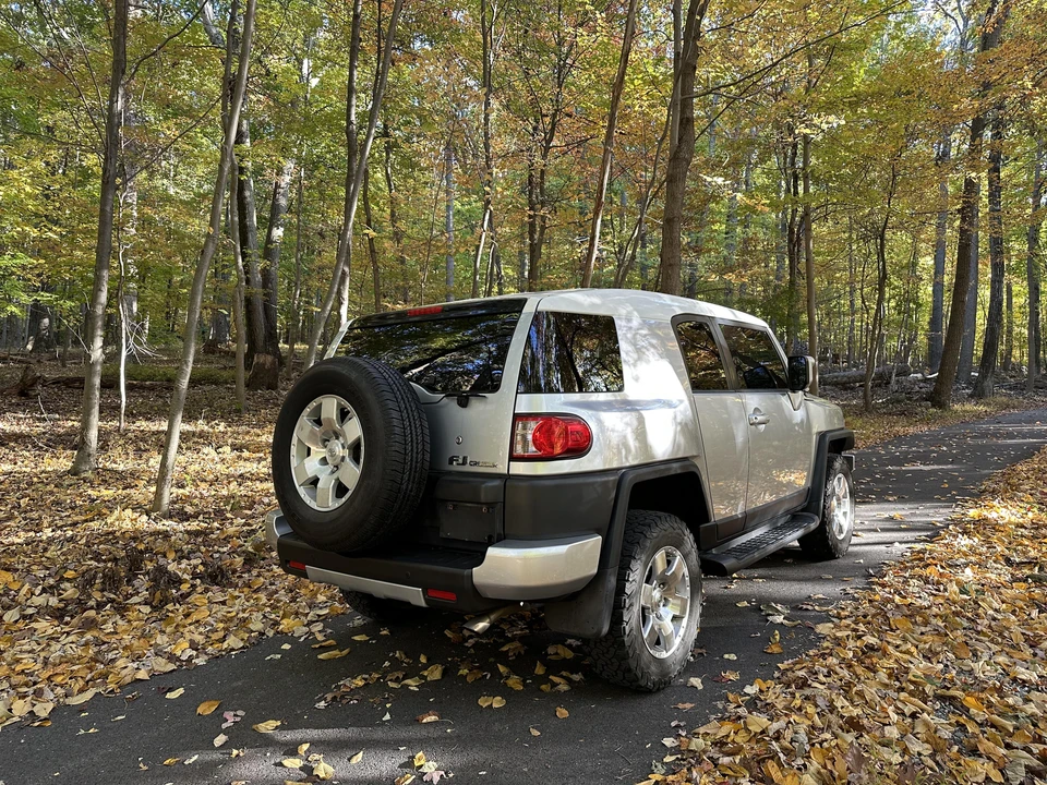 2008 Toyota FJ Cruiser - Image 24 of 31
