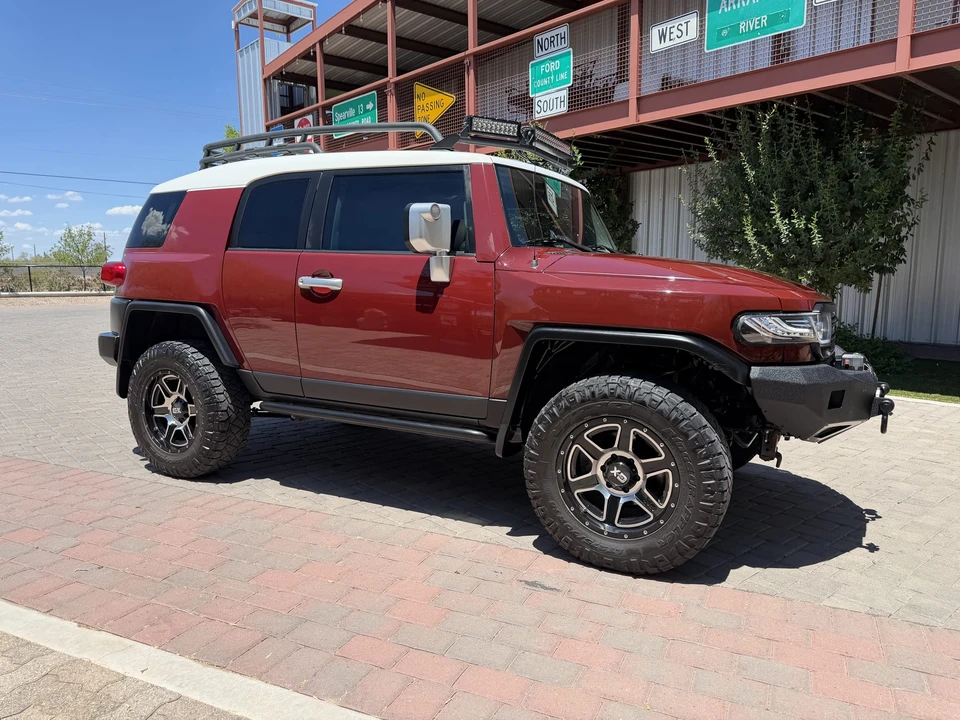 2008 Toyota FJ Cruiser - Image 14 of 31