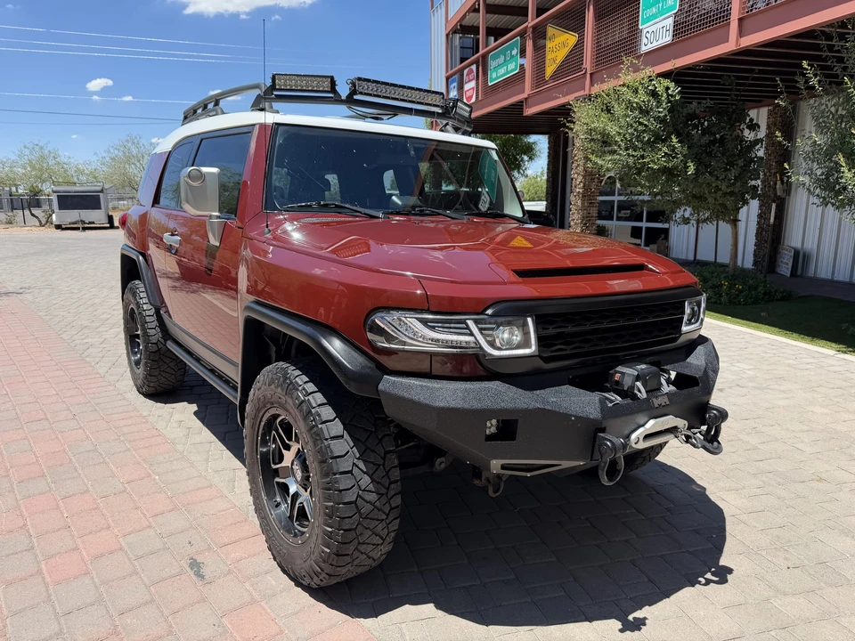 2008 Toyota FJ Cruiser - Image 16 of 31