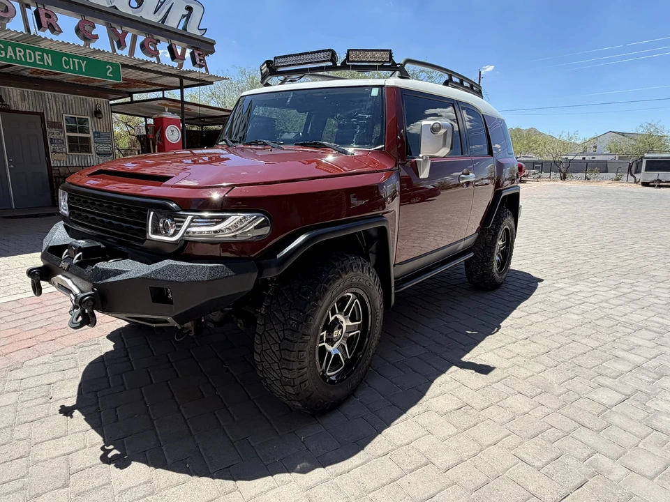 2008 Toyota FJ Cruiser - Image 3 of 31