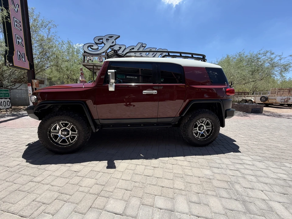 2008 Toyota FJ Cruiser - Image 4 of 31