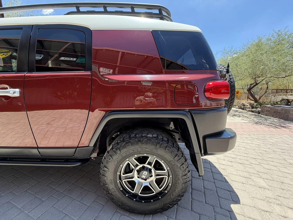 2008 Toyota FJ Cruiser - Image 24 of 31
