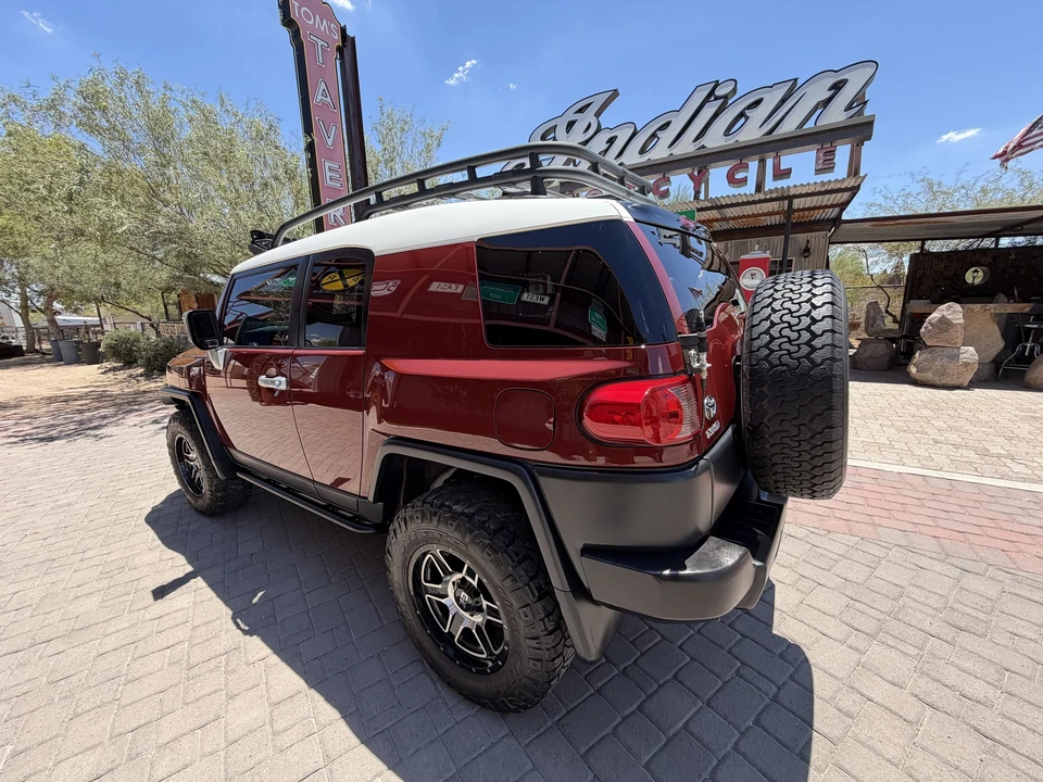 2008 Toyota FJ Cruiser - Image 6 of 31